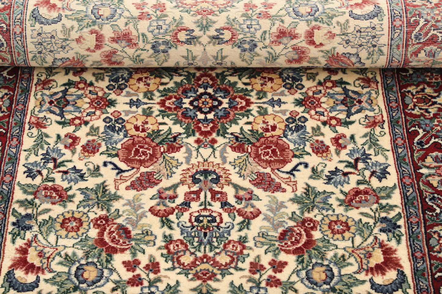 TRADITIONAL RUGS ( 2.5 X 8 FT ) -D40587