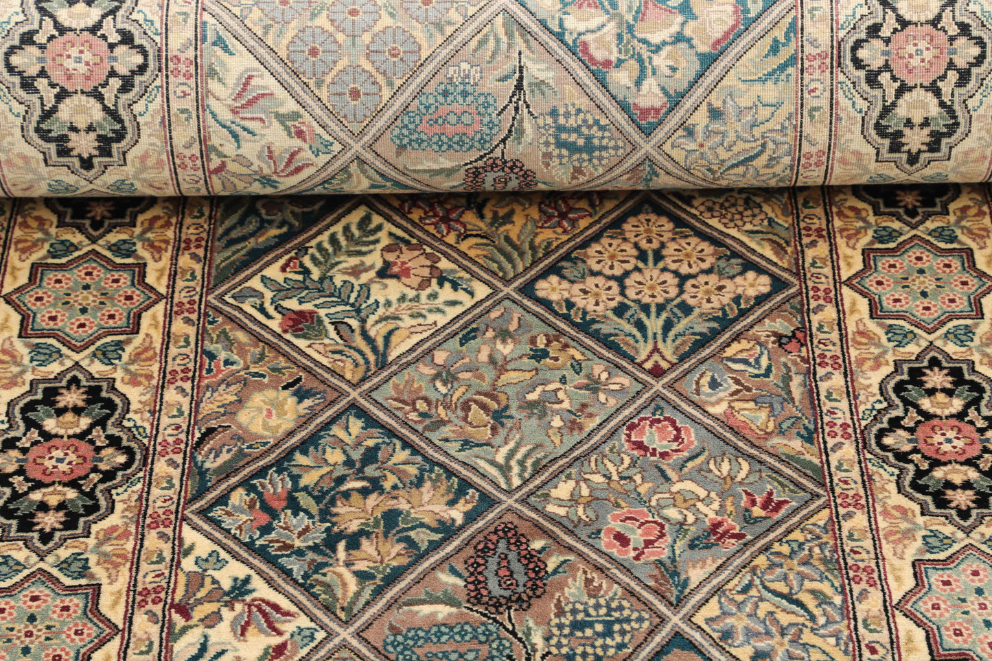 TRADITIONAL RUGS ( 2.5 X 10 FT ) -A9928