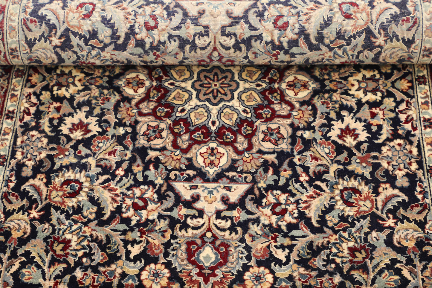 TRADITIONAL RUGS ( 3 X 4 FT ) -A9142