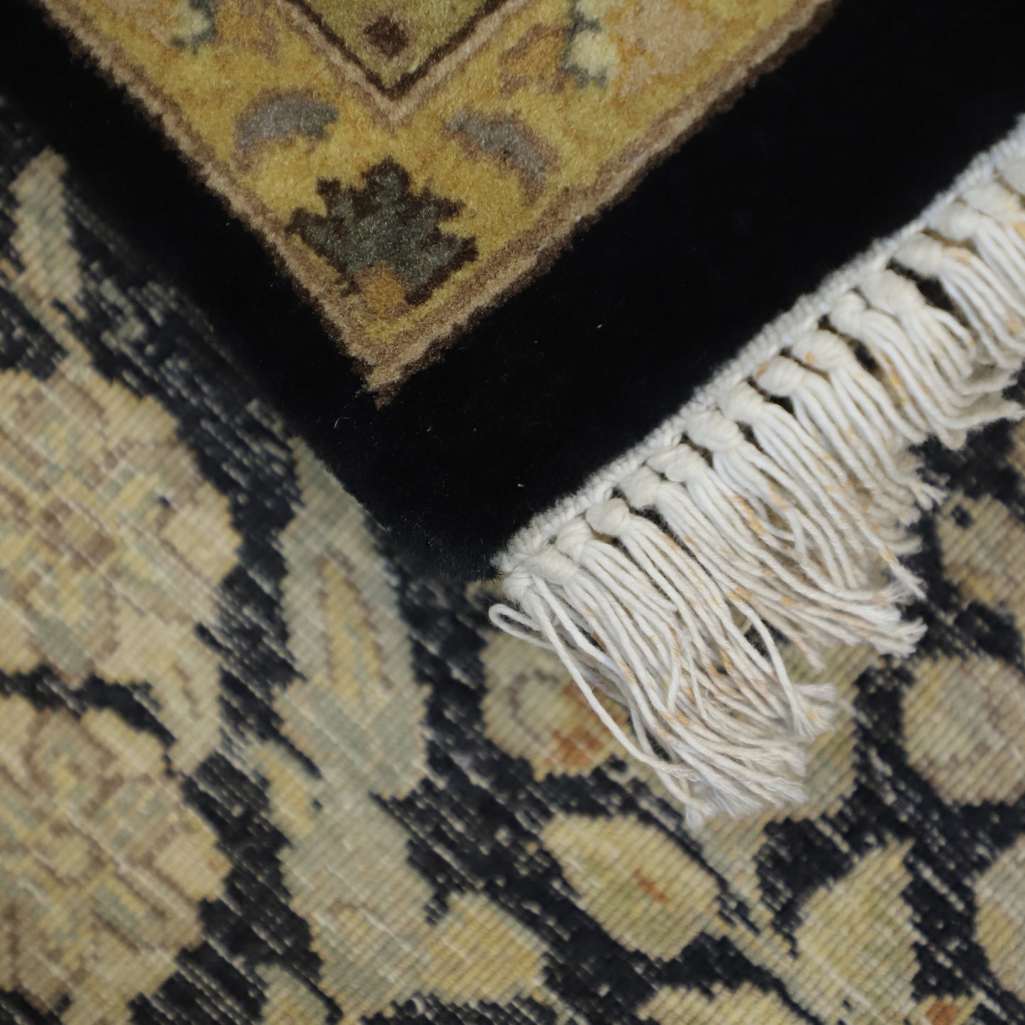 TRADITIONAL RUGS ( 3 X 5 FT ) -D40650