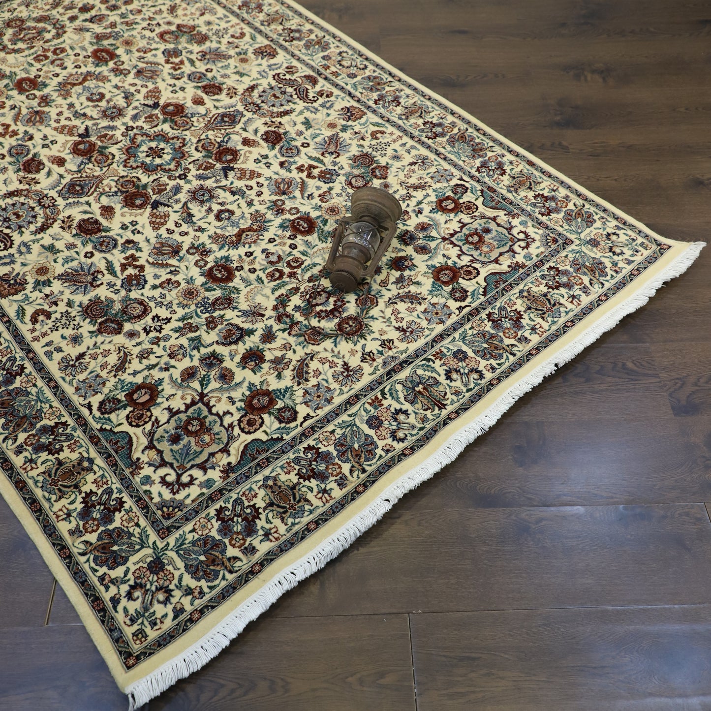 TRADITIONAL RUGS ( 5 X 8 FT ) -A6238