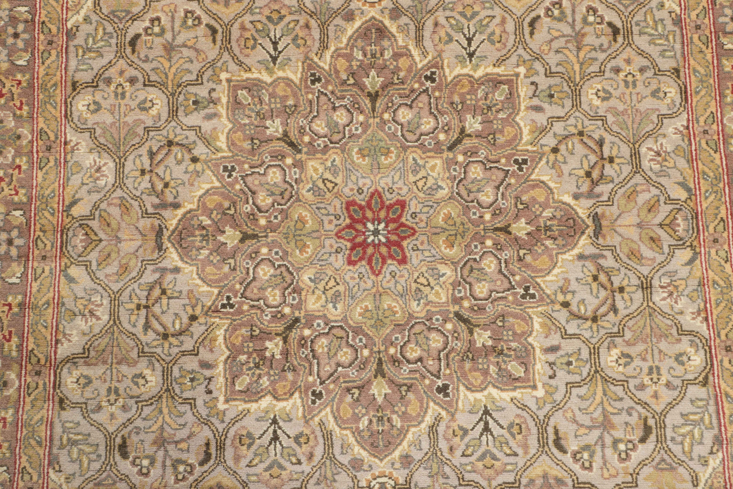 TRADITIONAL RUGS ( 4 X 6 FT ) -D42797