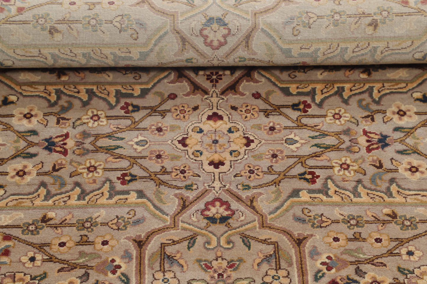 TRADITIONAL RUGS ( 4 X 6 FT ) -D40507