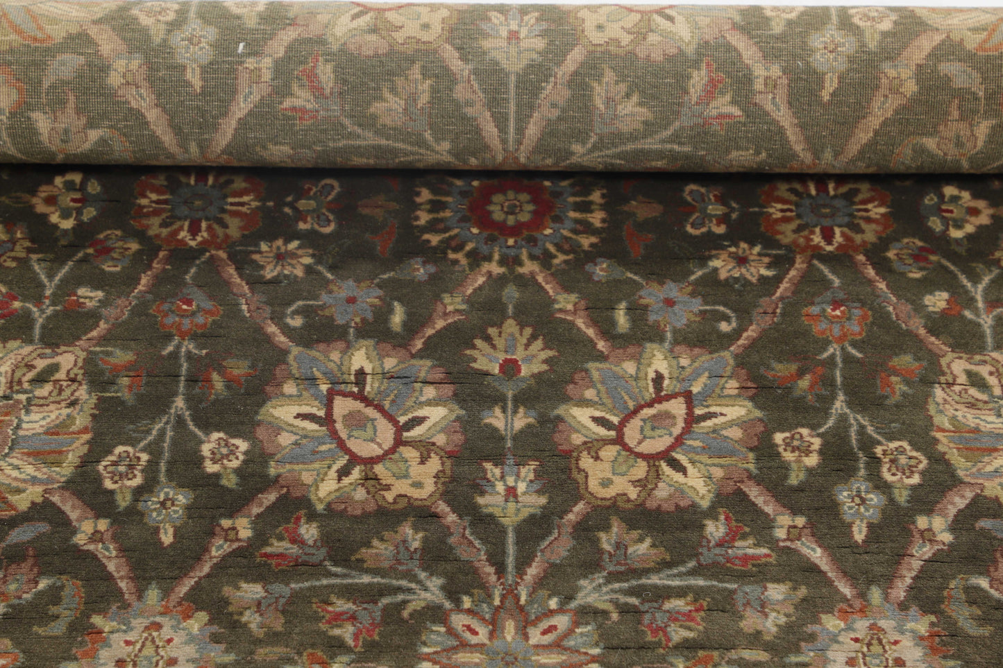 TRADITIONAL RUGS ( 4 X 6 FT ) -D40506