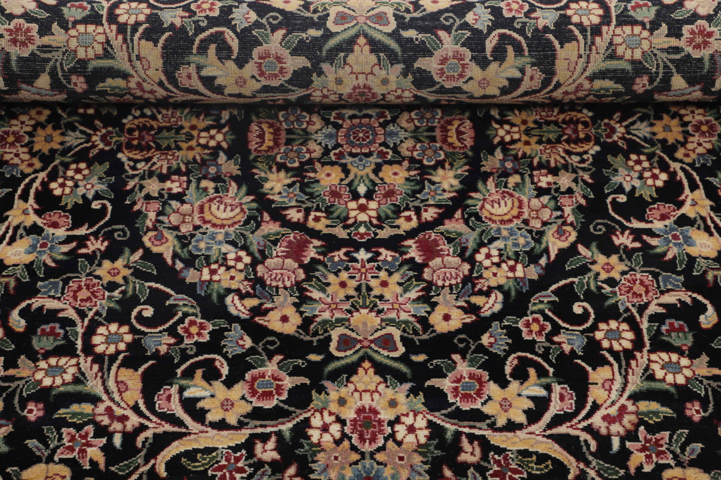TRADITIONAL RUGS ( 4.5 X 7 FT ) -D30498
