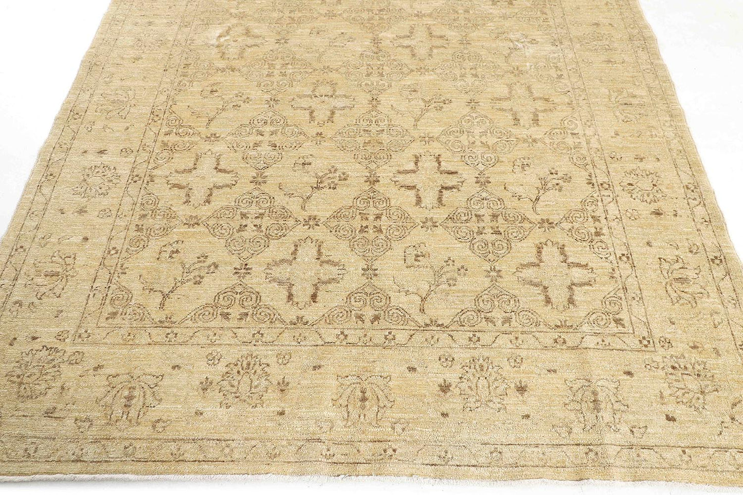 Hand-Knotted Farhan Carpet 5'.11" X 8'.5" Traditional, Beige Fine Wool Area Rug 6x9