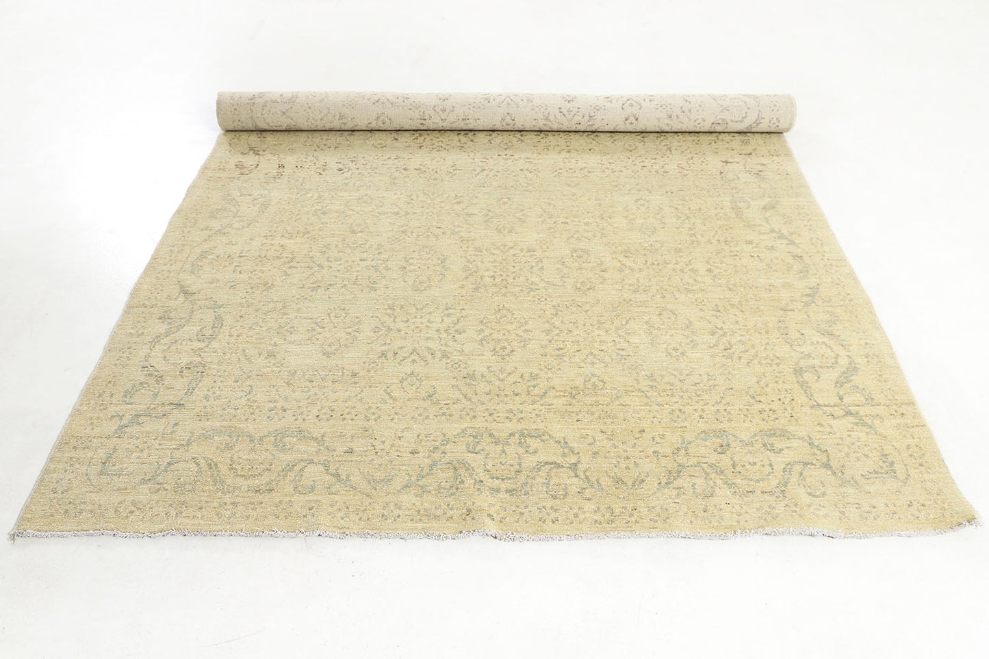 Hand-Knotted Oushak Carpet 6'.1" X 8'.10" Traditional, Grey Fine Wool Area Rug 6x9