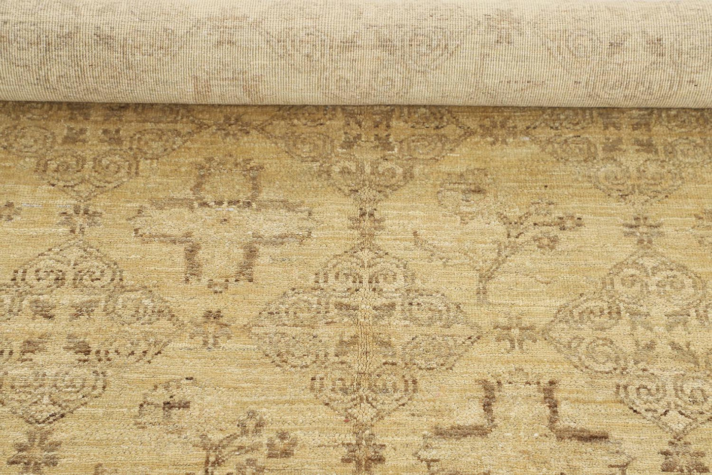 Hand-Knotted Farhan Carpet 5'.11" X 8'.5" Traditional, Beige Fine Wool Area Rug 6x9