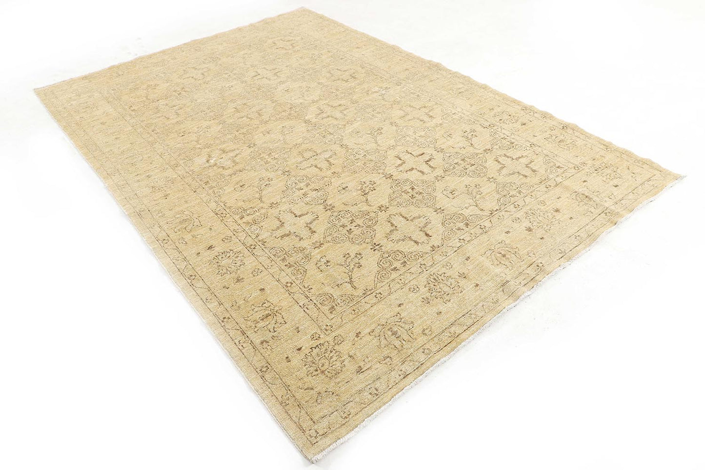 Hand-Knotted Farhan Carpet 5'.11" X 8'.5" Traditional, Beige Fine Wool Area Rug 6x9