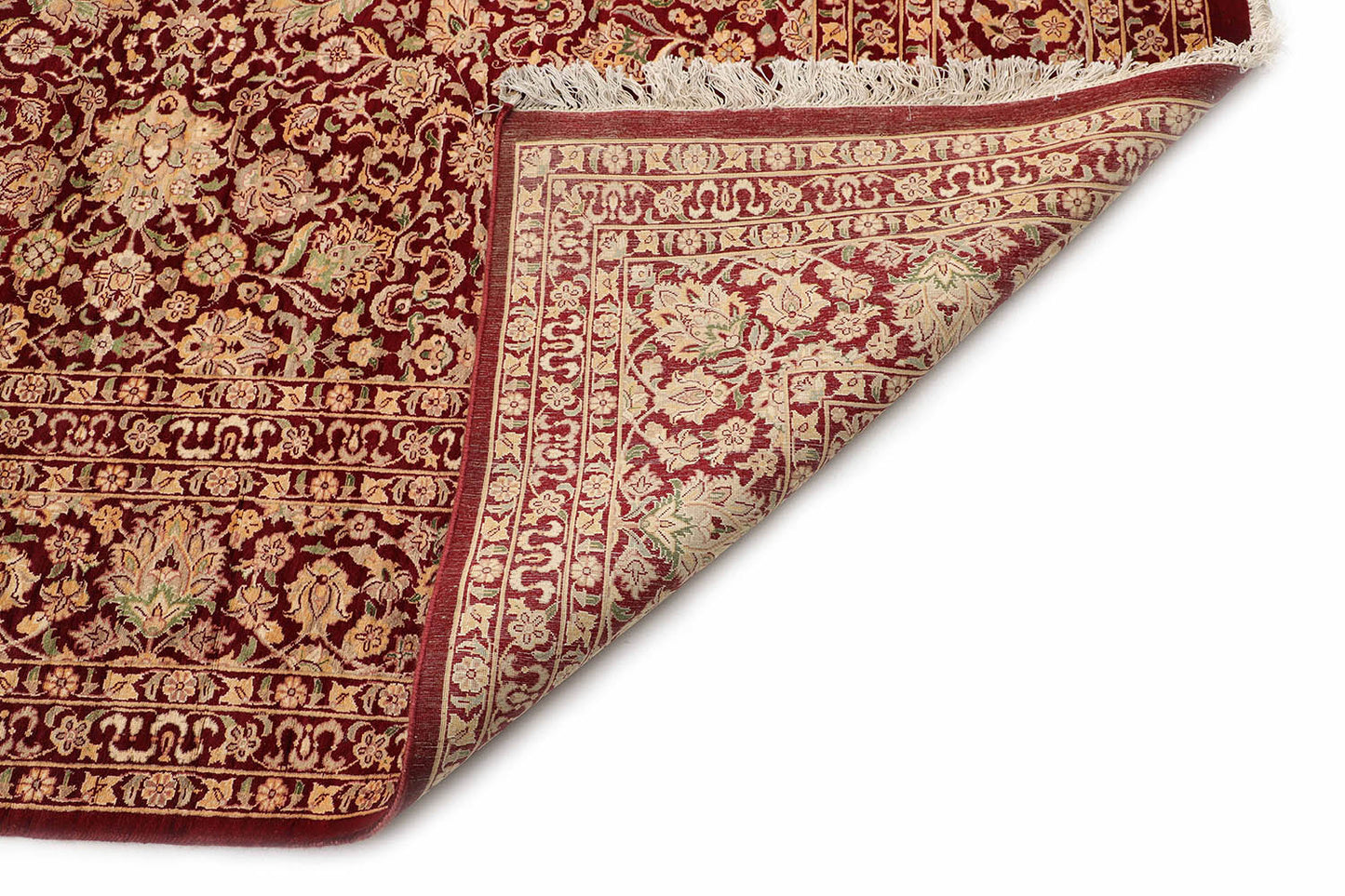 Tabriz Area Rug: The Red Elegance You Deserve