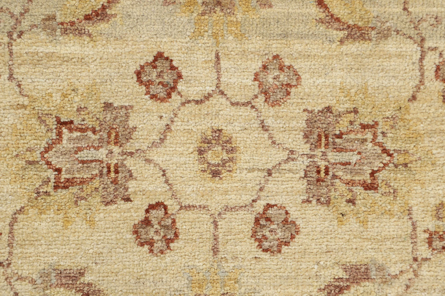 Hand-Knotted Oushak Carpet 2'.5" X 4'.3" Traditional, Beige Fine Wool Accent Rug 2x4