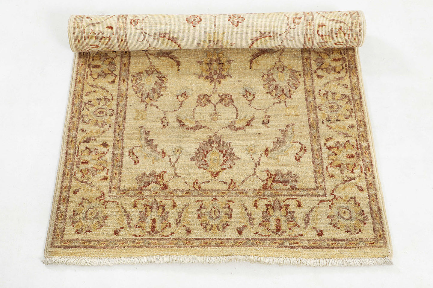 Hand-Knotted Oushak Carpet 2'.5" X 4'.3" Traditional, Beige Fine Wool Accent Rug 2x4