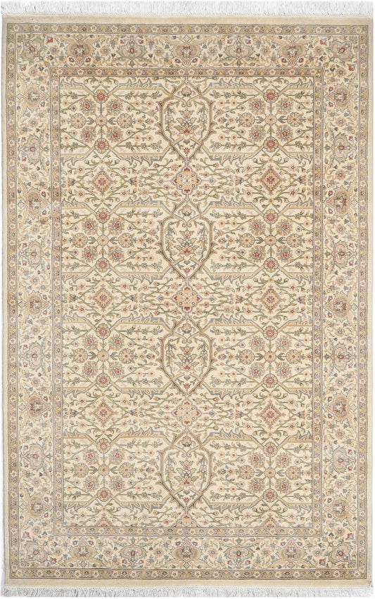 TRADITIONAL RUGS ( 5 X 7 FT ) -D40501