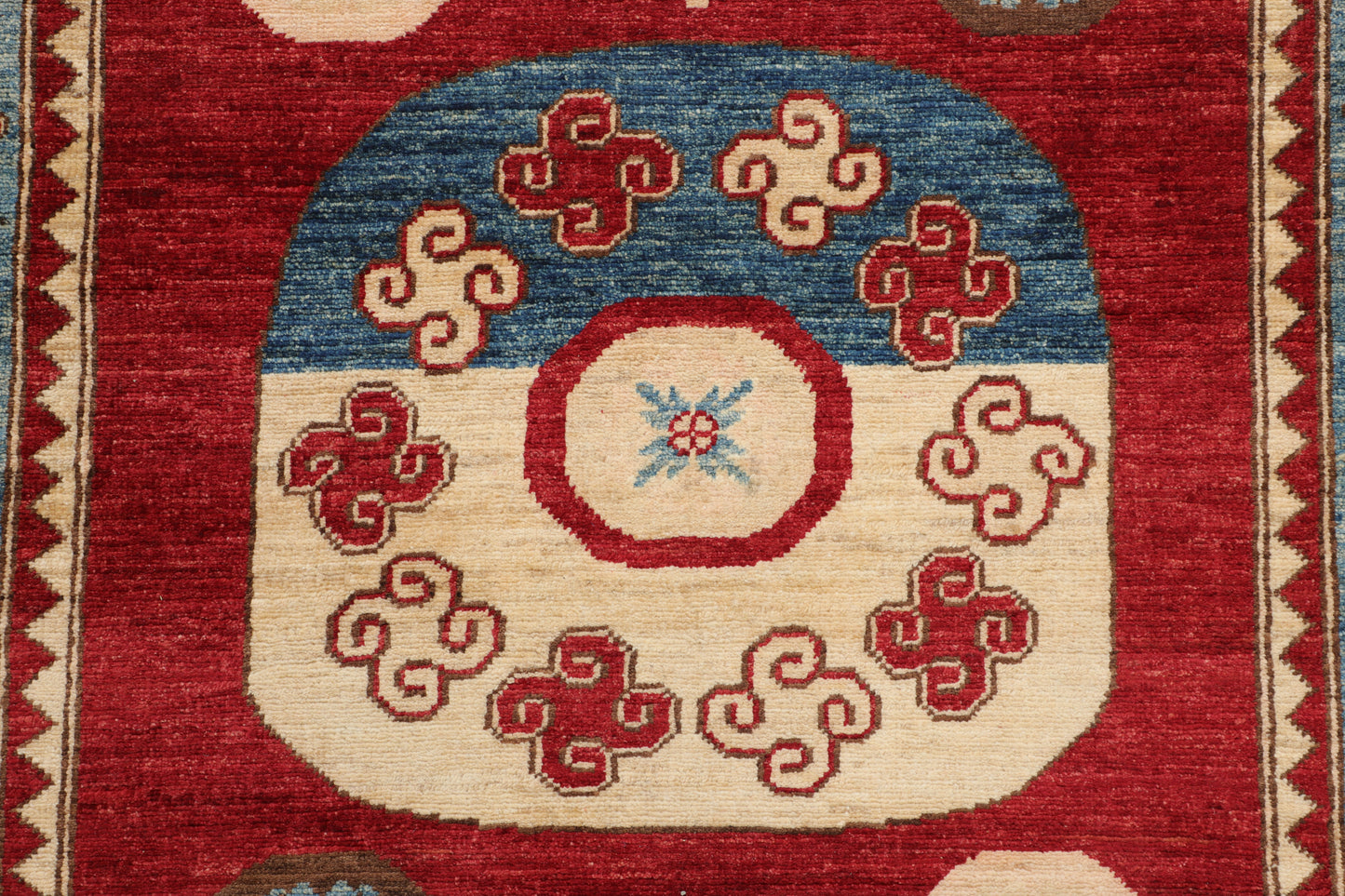 MODERN RUGS ( 6 X 10 FT ) -A1634