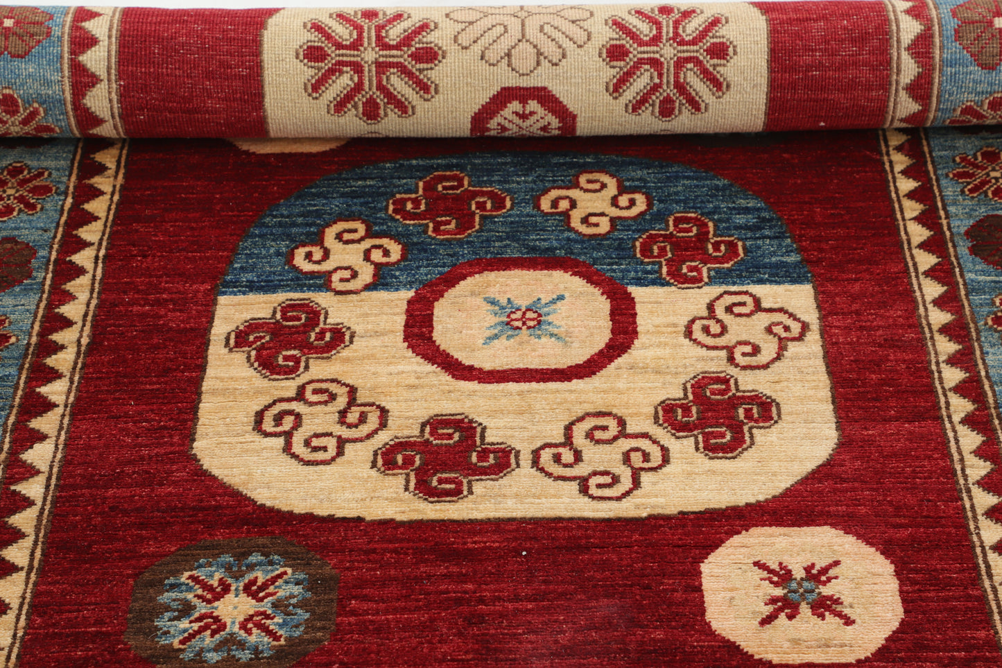 MODERN RUGS ( 6 X 10 FT ) -A1634