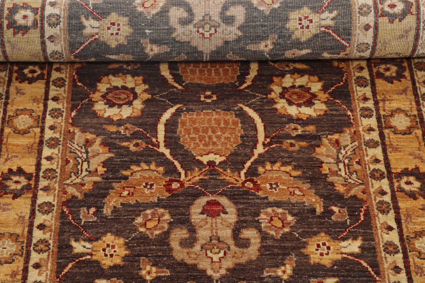 CONTEMPORARY RUGS ( 2.5 X 10 FT ) -D15367