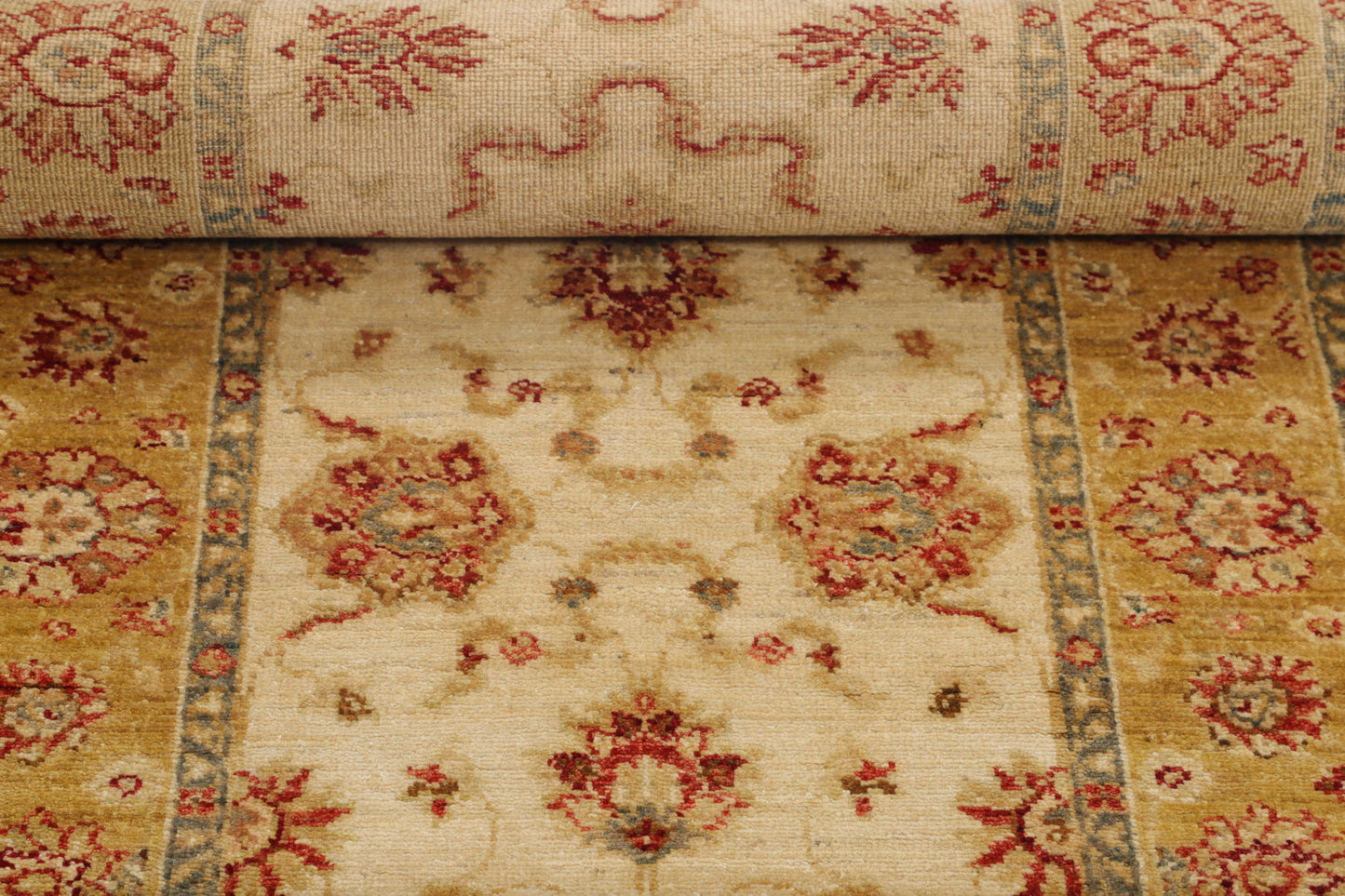CONTEMPORARY RUGS ( 2.5 X 10 FT ) -D40668