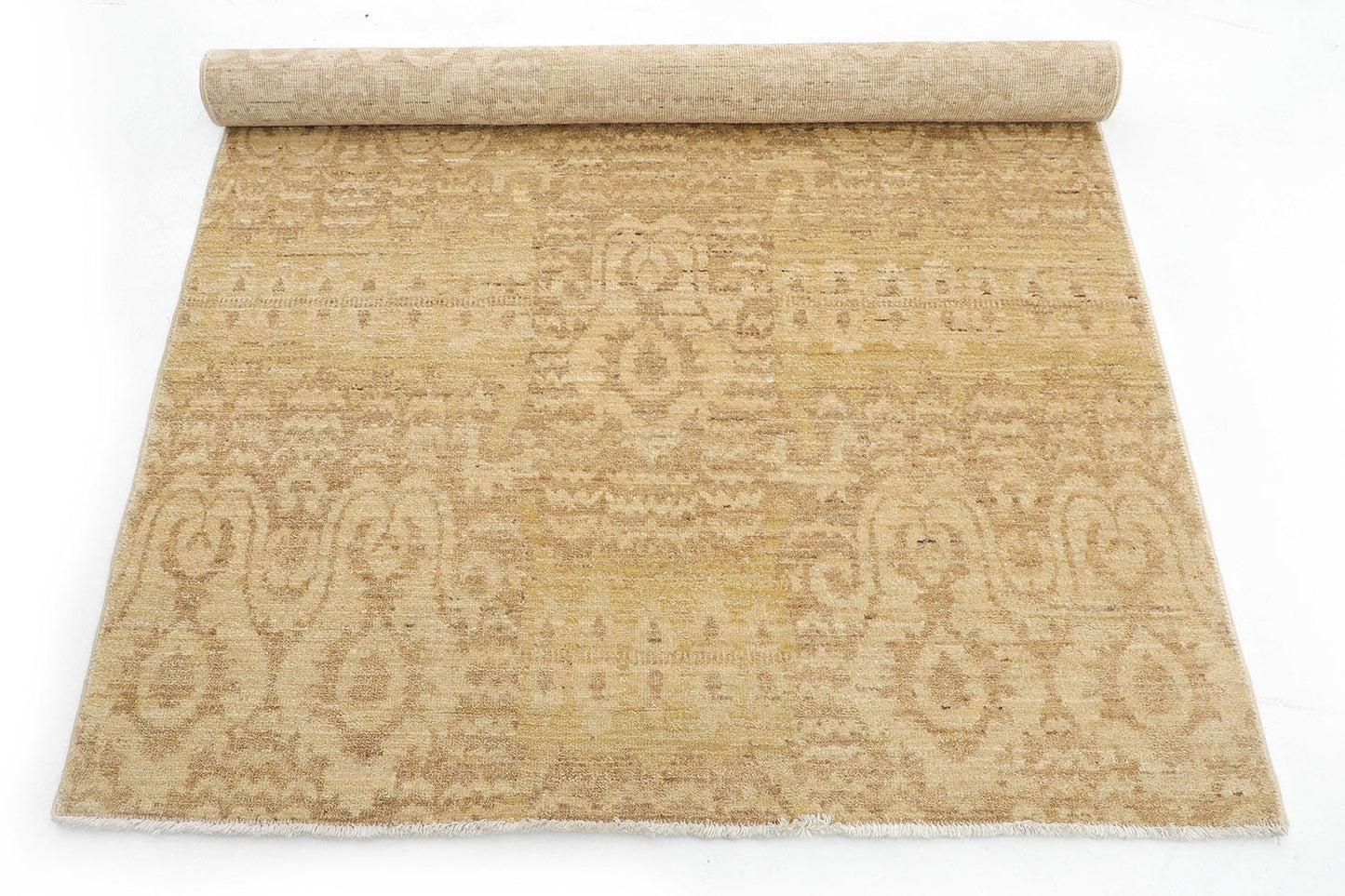 Hand-Knotted Oushak Carpet 4'.1" X 6'.1" Traditional, Ivory Fine Wool Area Rug 4x6