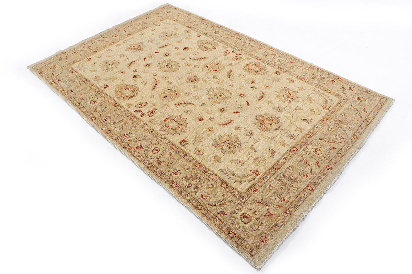 Hand-Knotted Oushak Carpet 4'.7" X 7' Traditional, Ivory Fine Wool Area Rug  4x7