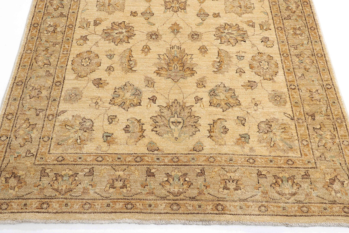 Hand-Knotted Oushak Carpet 4'.6" X 6'.9" Traditional, Ivory Fine Wool Area Rug 4x6