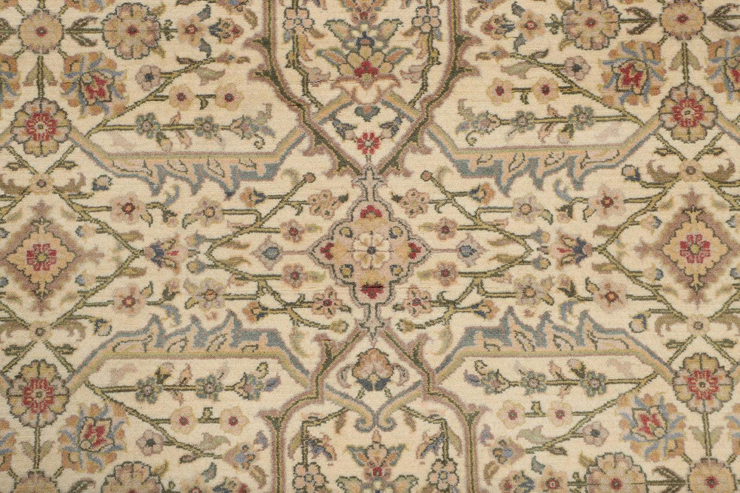 Hand-Knotted Lahore Carpet 4'.8" X 7'.4" Oriental, Ivory Fine Wool Area Rug 5x7