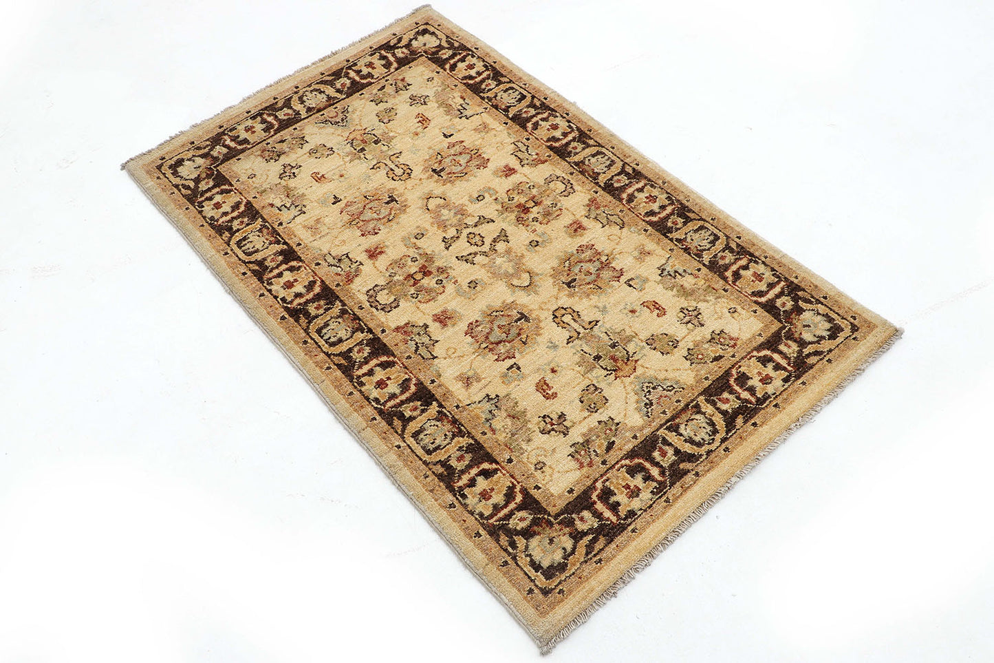 Hand-Knotted Oushak Carpet 2'.8" X 4'.2" Traditional, Ivory Fine Wool Accent Rug 2.5x4